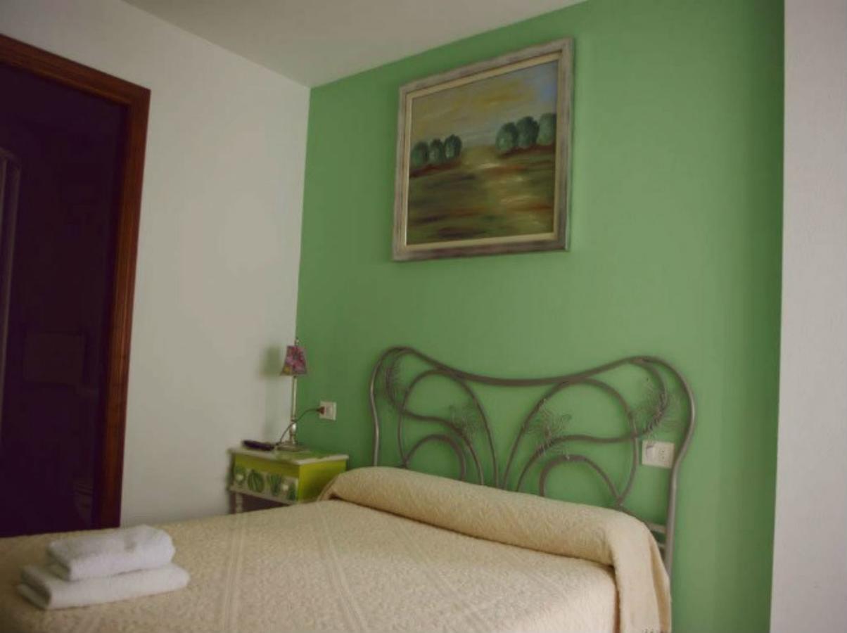Pension Casa Curro Palas de Rei Dış mekan fotoğraf